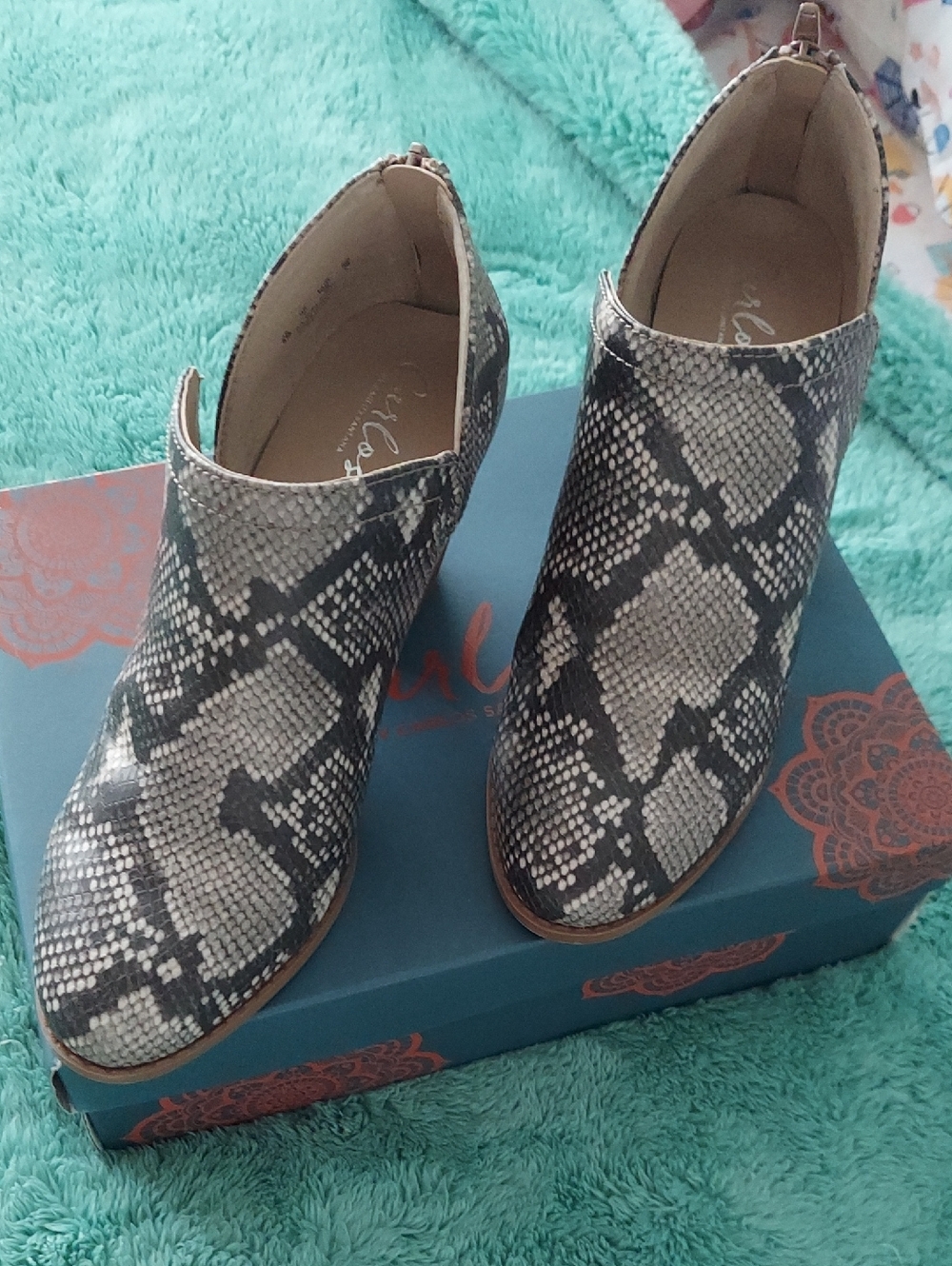 Carlos By Carlos Santana Vegan Booties